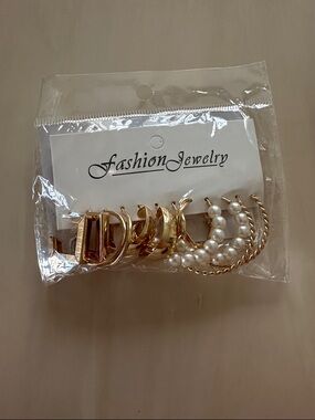 Fashion Jewelry Gold Pearl Hoop Earring 6 Sets of earings